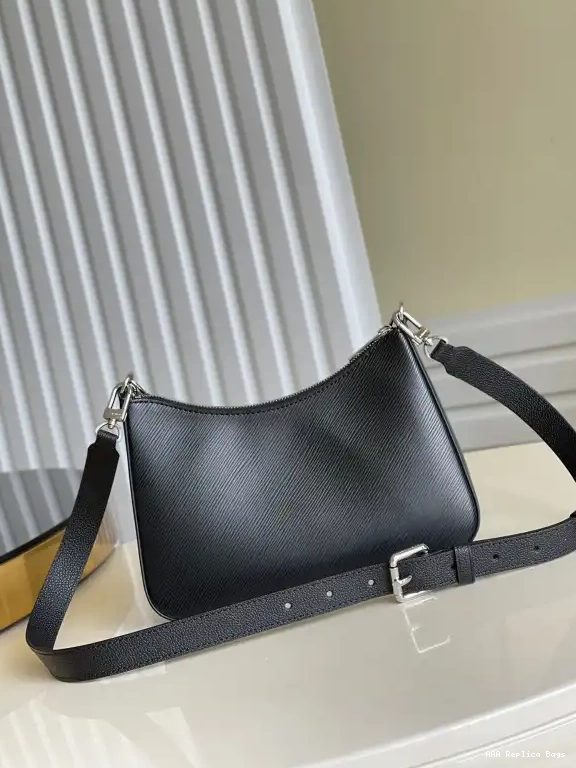 Aaa replica ru VUITTON LOUIS MARELLE 0518